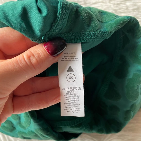 Balance Athletica Lux Panther Short Forest - Picture 3 of 3